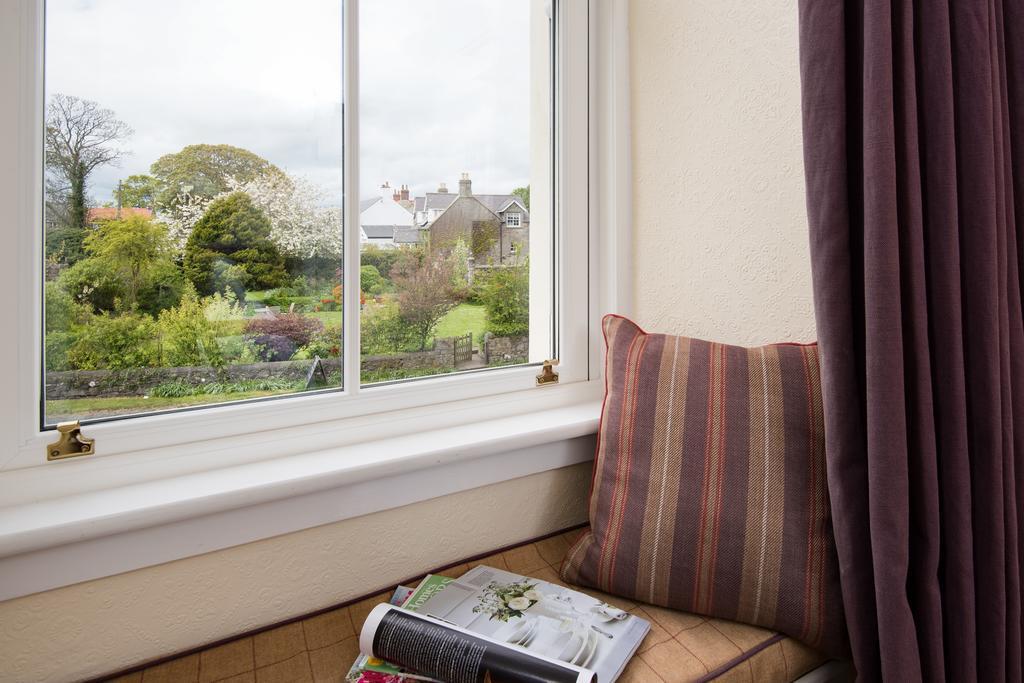 The Dunstanburgh Castle Hotel Эмблтон Экстерьер фото