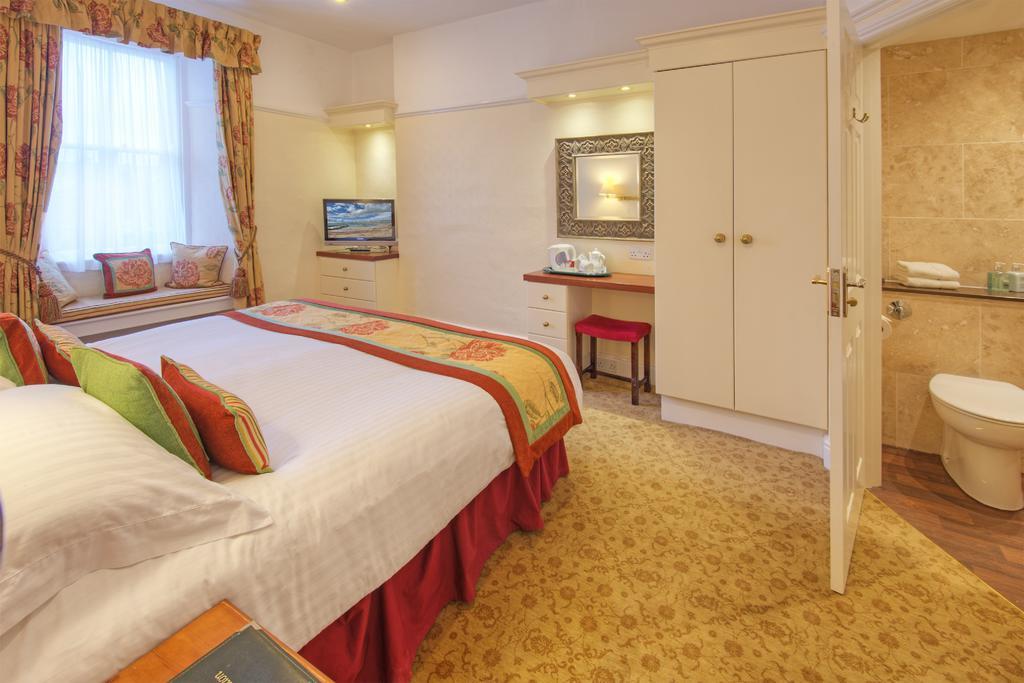 The Dunstanburgh Castle Hotel Эмблтон Экстерьер фото